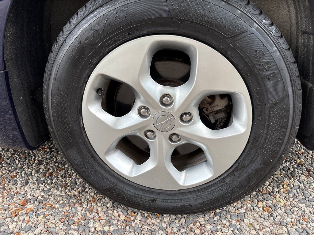 2017 Chrysler Pacifica Image 35