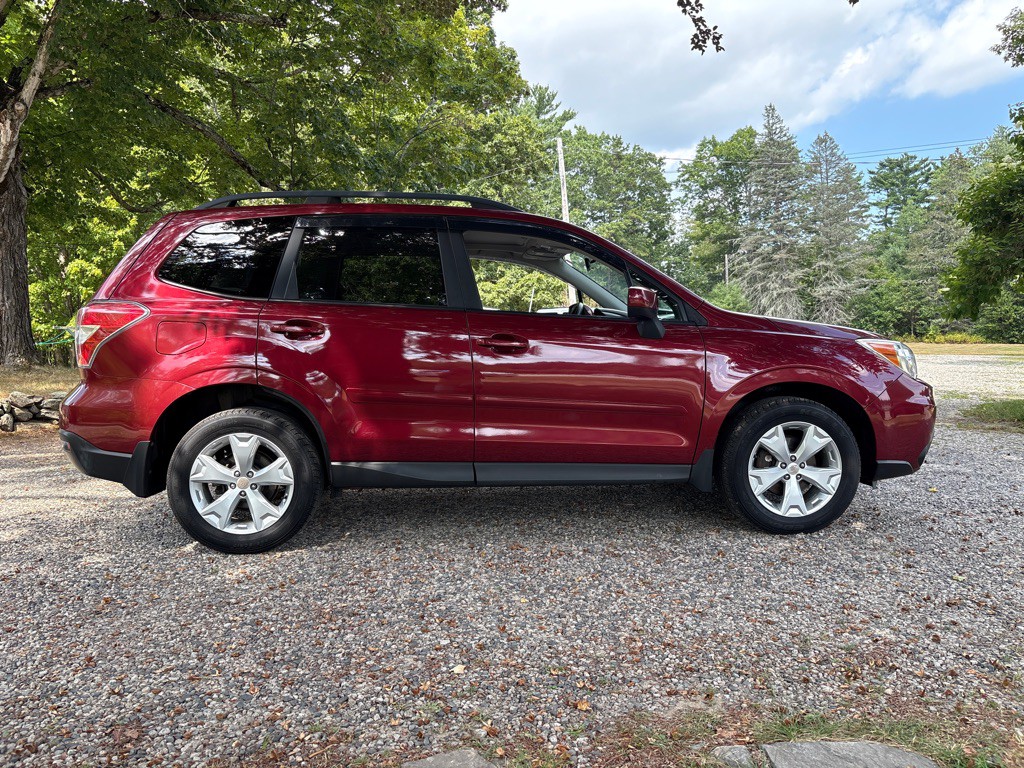 2014 Subaru Forester Image 5
