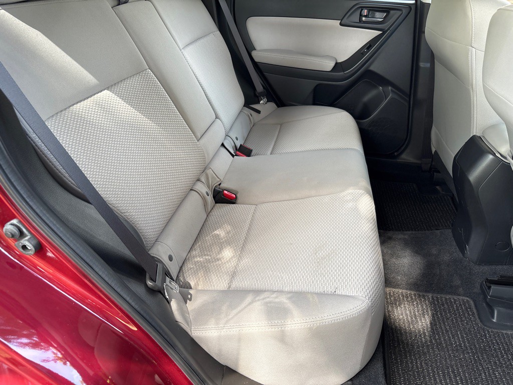 2014 Subaru Forester Image 12