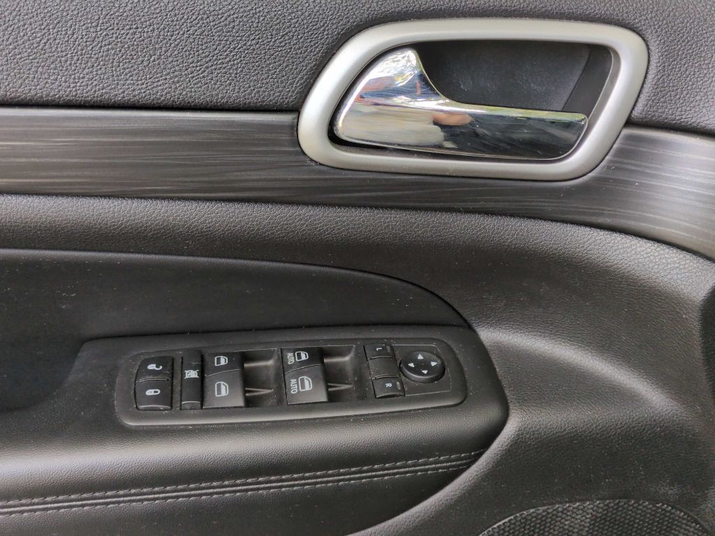 2019 Jeep Grand Cherokee Image 23