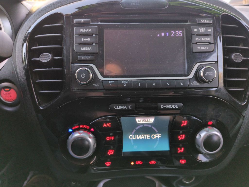 2017 Nissan Juke Image 16