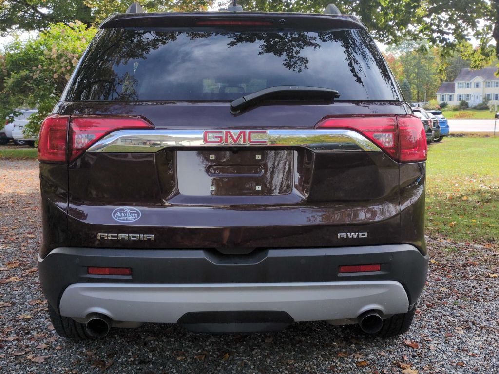 2017 GMC Acadia Image 4
