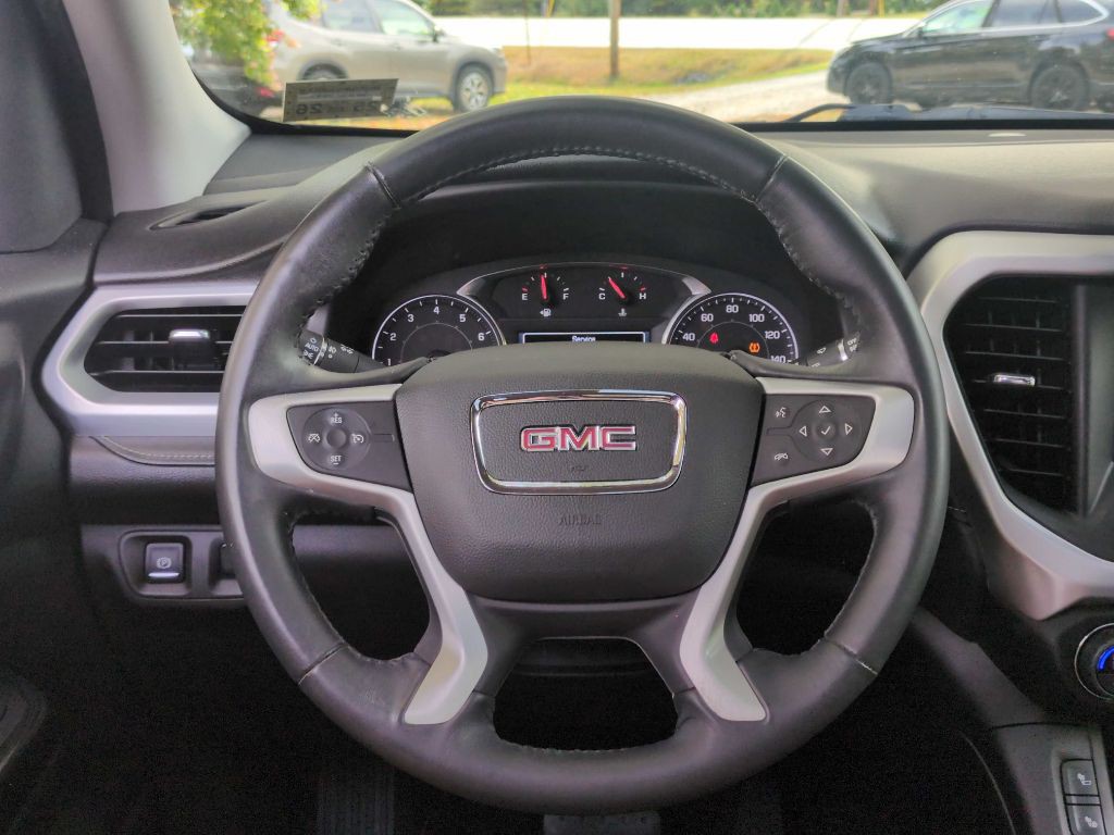 2017 GMC Acadia Image 17