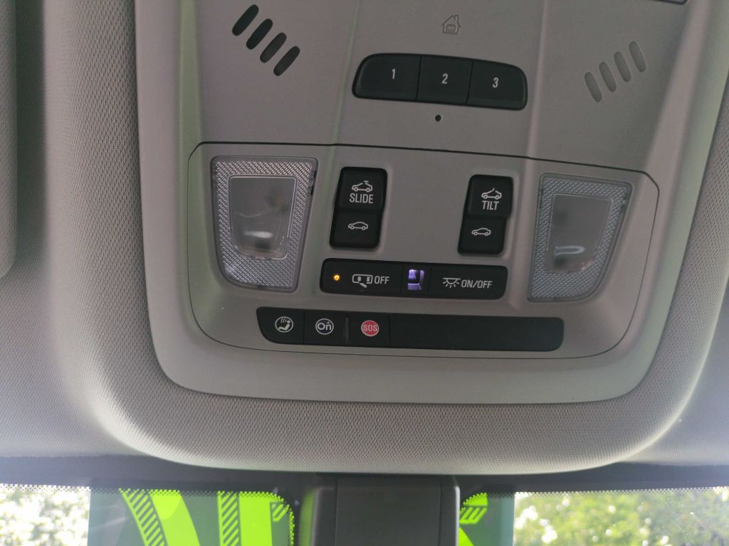 2017 GMC Acadia Image 24