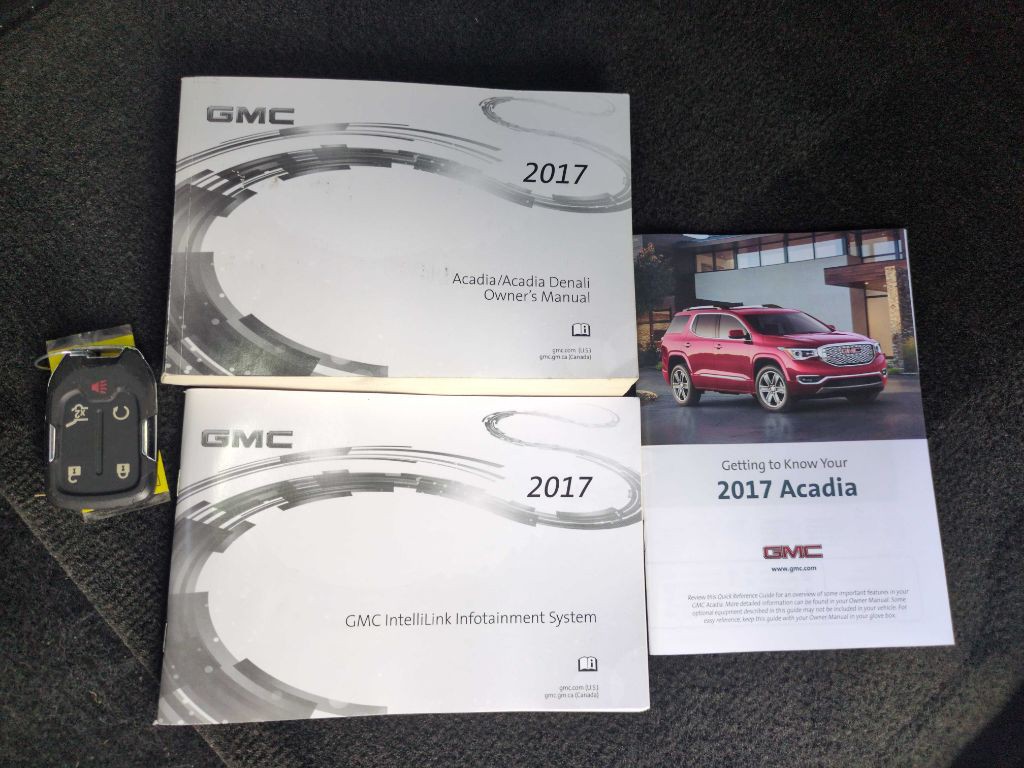 2017 GMC Acadia Image 25