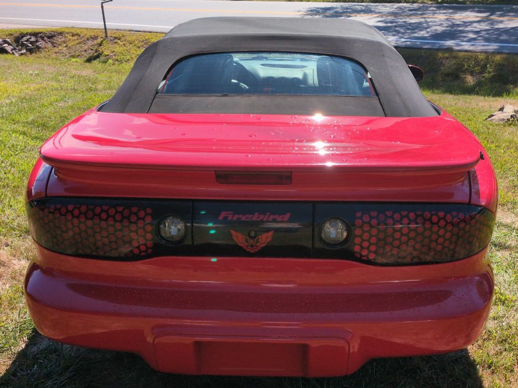 2002 Pontiac Firebird Image 6