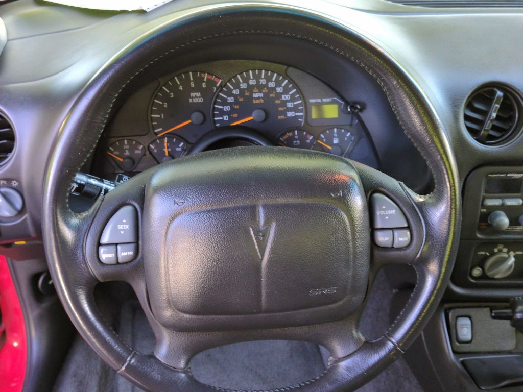 2002 Pontiac Firebird Image 15