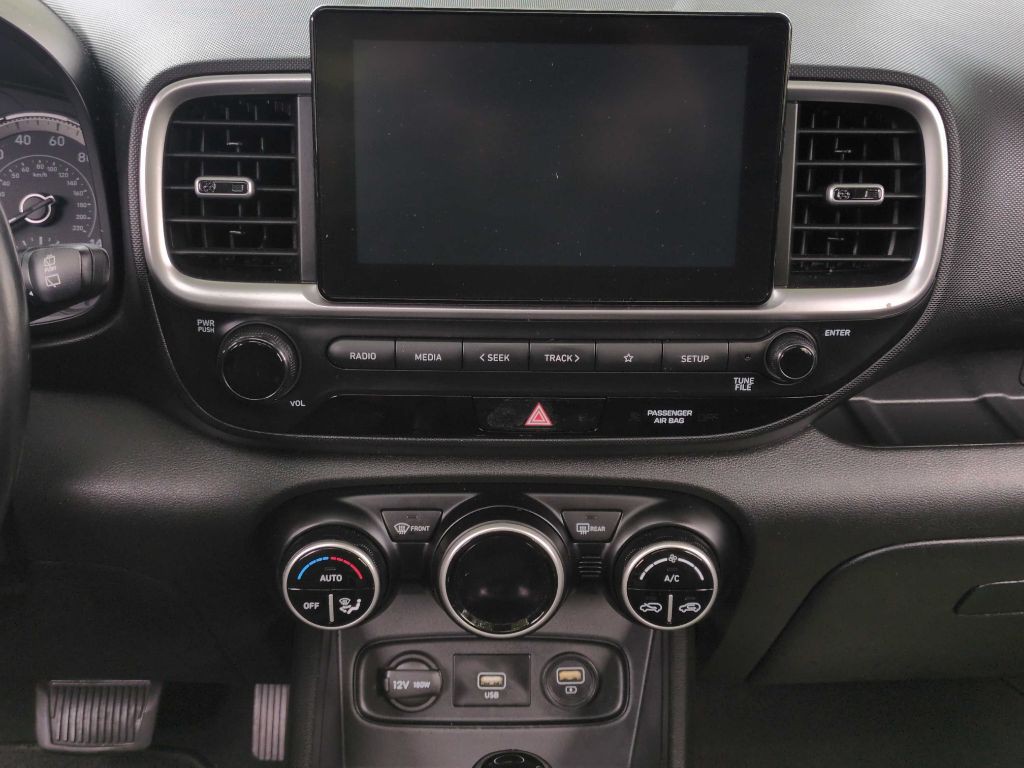 2020 Hyundai Venue Image 14