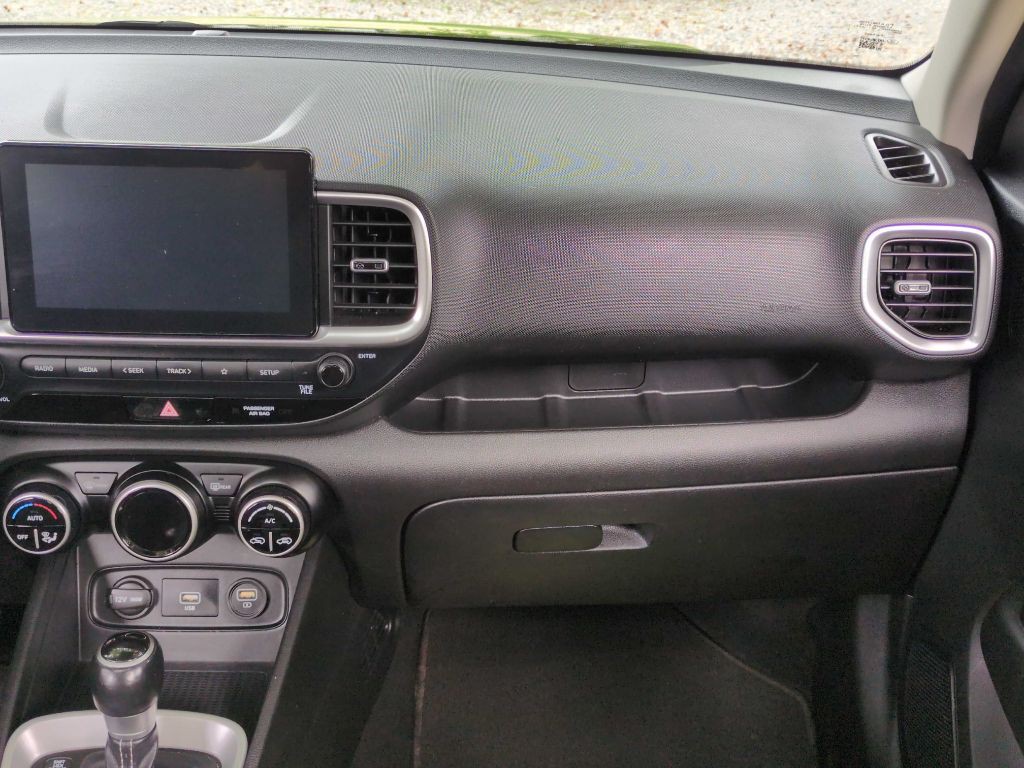 2020 Hyundai Venue Image 15