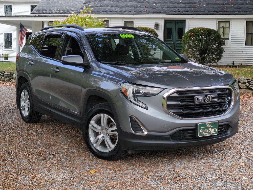 2020 GMC Terrain Image 2
