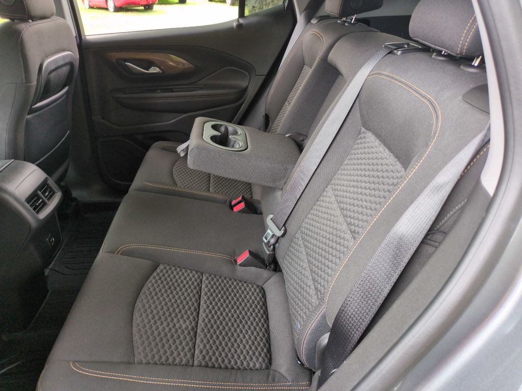 2020 GMC Terrain Image 11