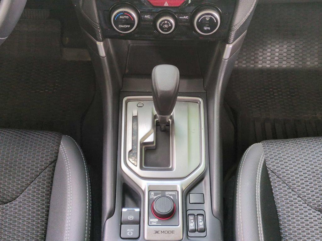 2020 Subaru Forester Image 21