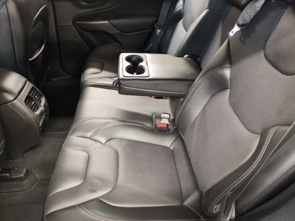 2020 Jeep Cherokee Image 11