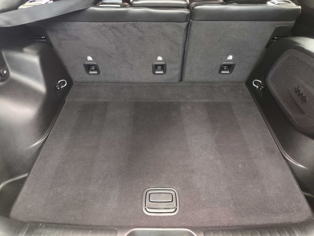 2020 Jeep Cherokee Image 12