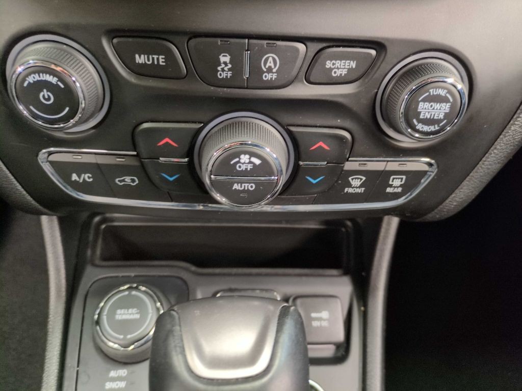 2020 Jeep Cherokee Image 22