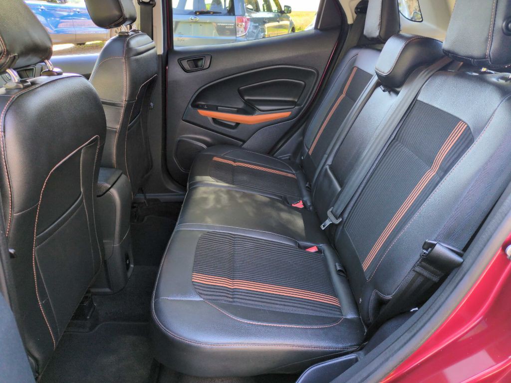 2018 Ford Econoline Image 9