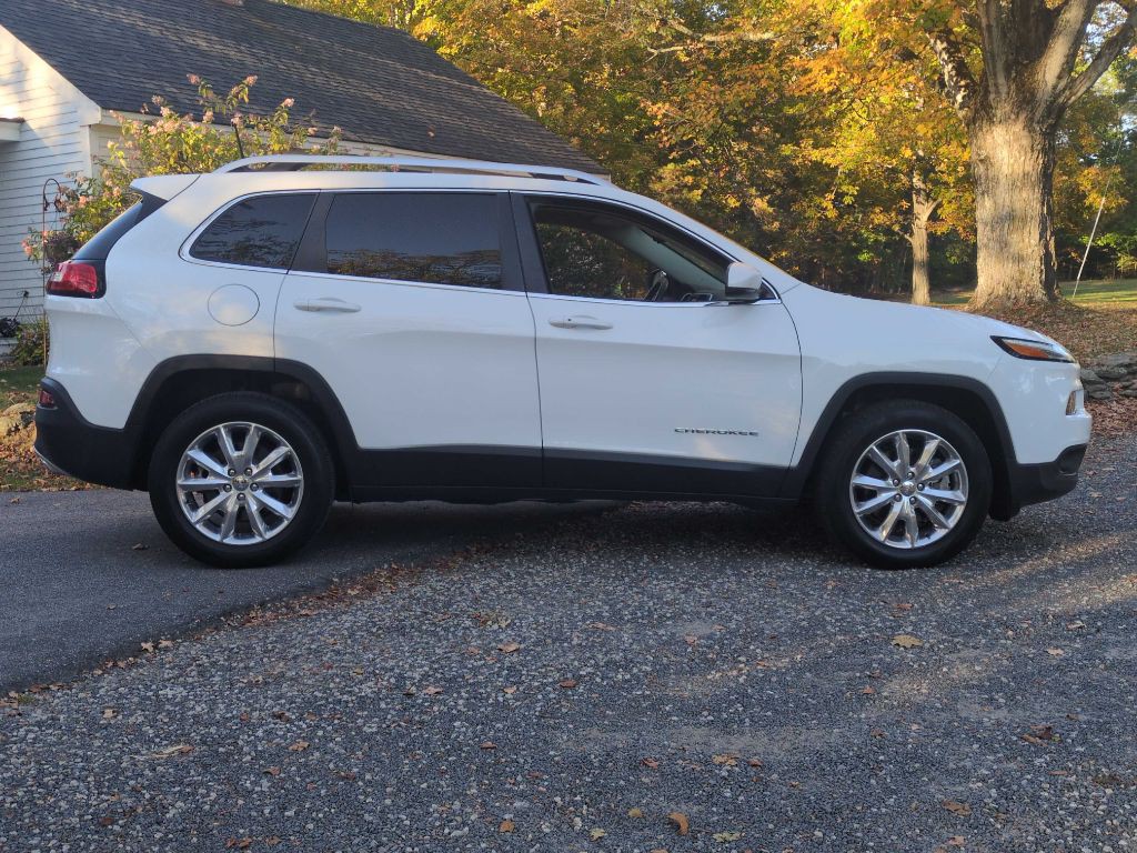 2016 Jeep Cherokee Image 5