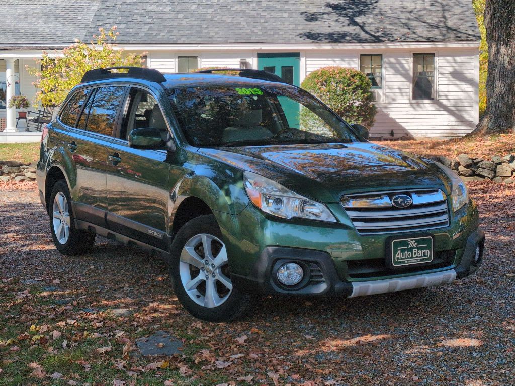 2013 Subaru Outback Image 1