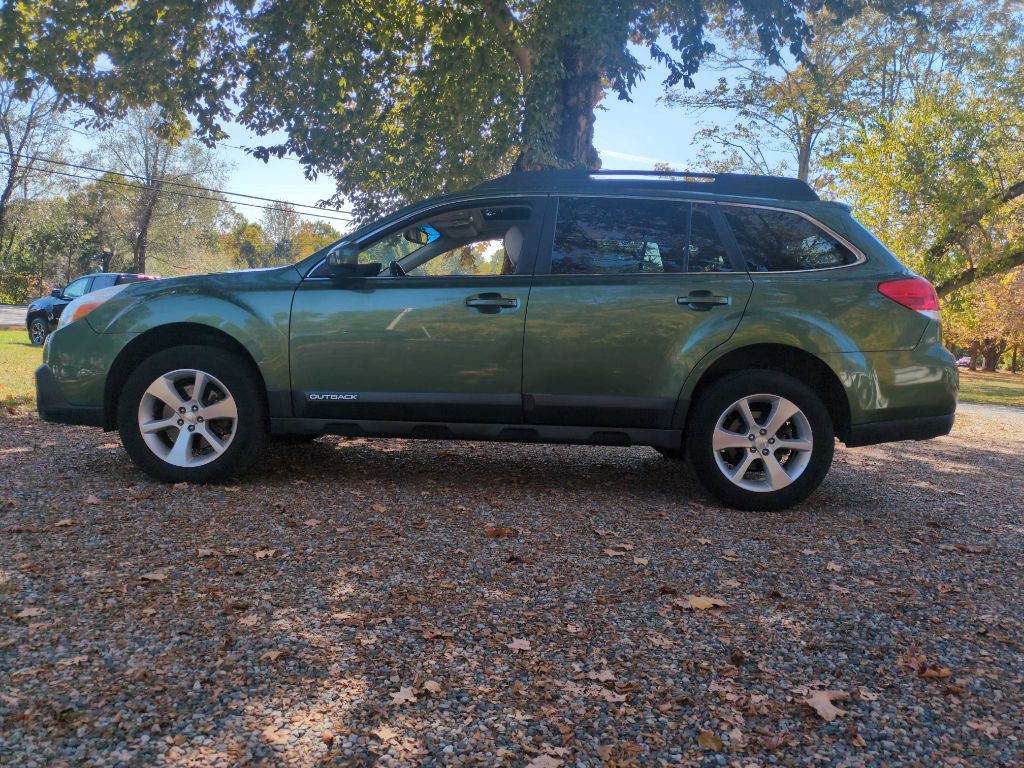 2013 Subaru Outback Image 3