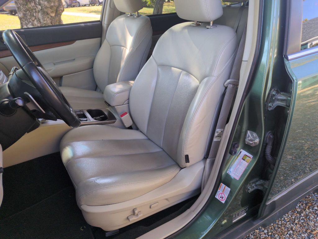 2013 Subaru Outback Image 9