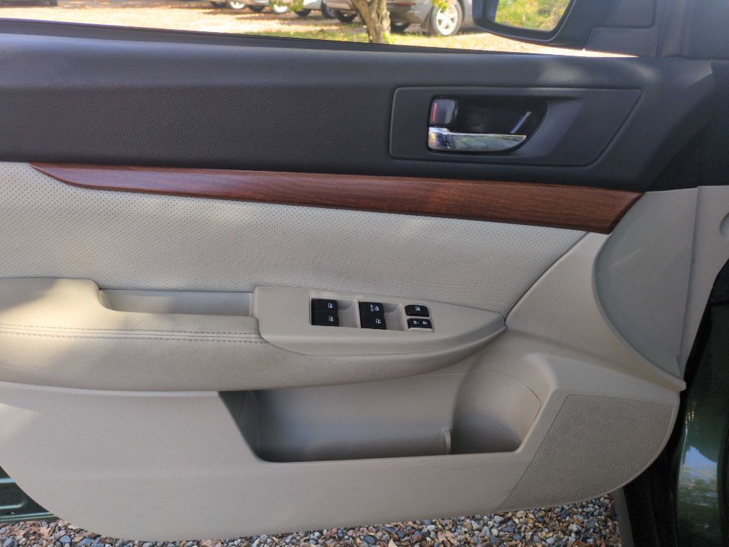 2013 Subaru Outback Image 20