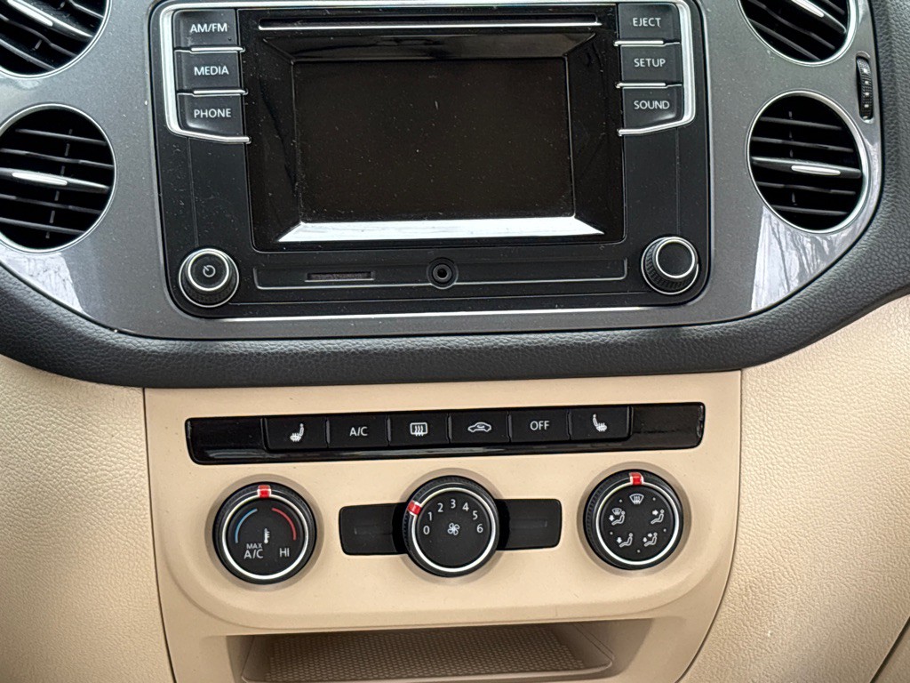 2016 Volkswagen Tiguan Image 9