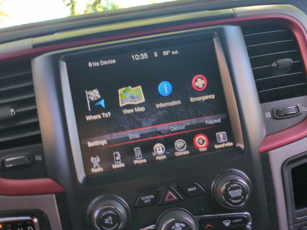2016 RAM 1500 Image 32