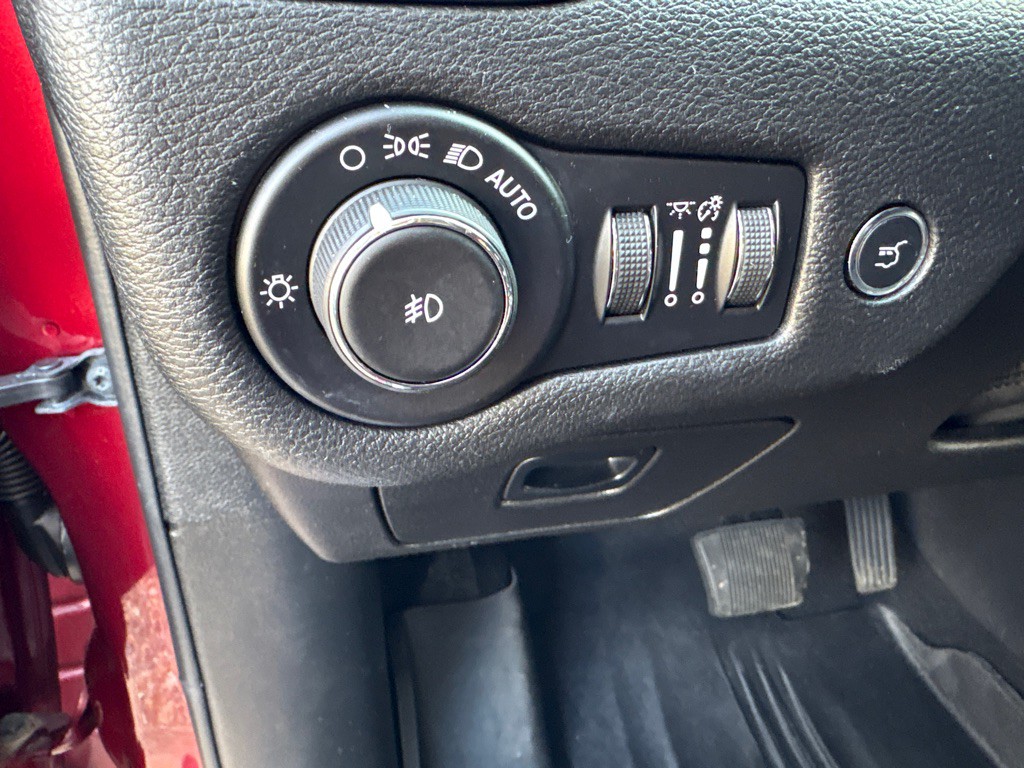 2020 Jeep Cherokee Image 20