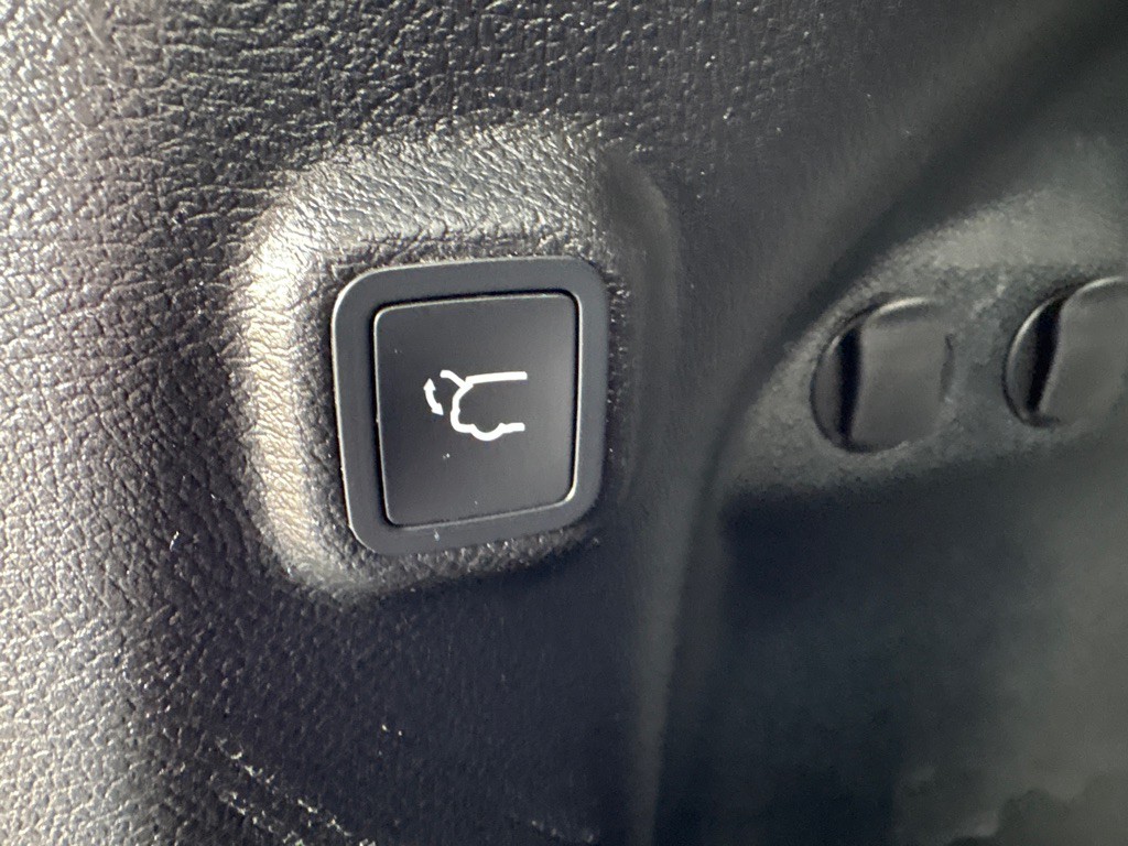 2020 Jeep Cherokee Image 21