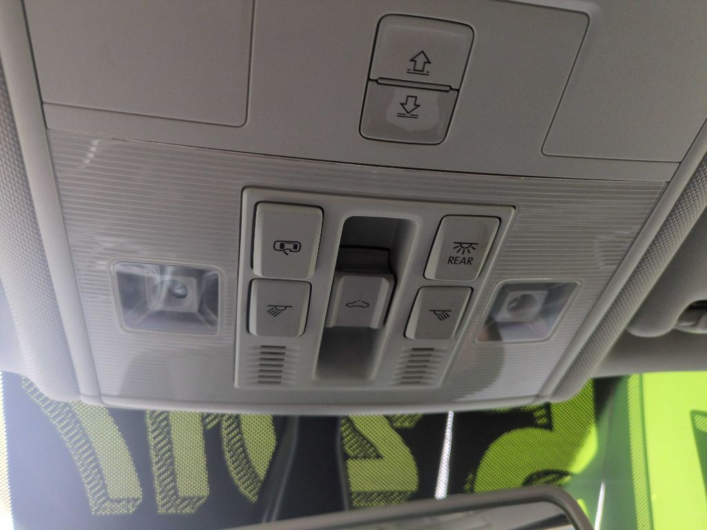 2017 Volkswagen Golf Image 23