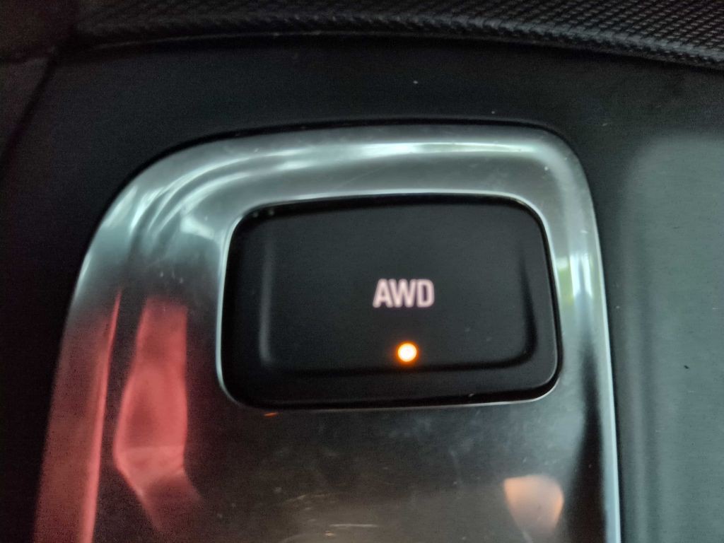 2018 Chevrolet Equinox Image 8