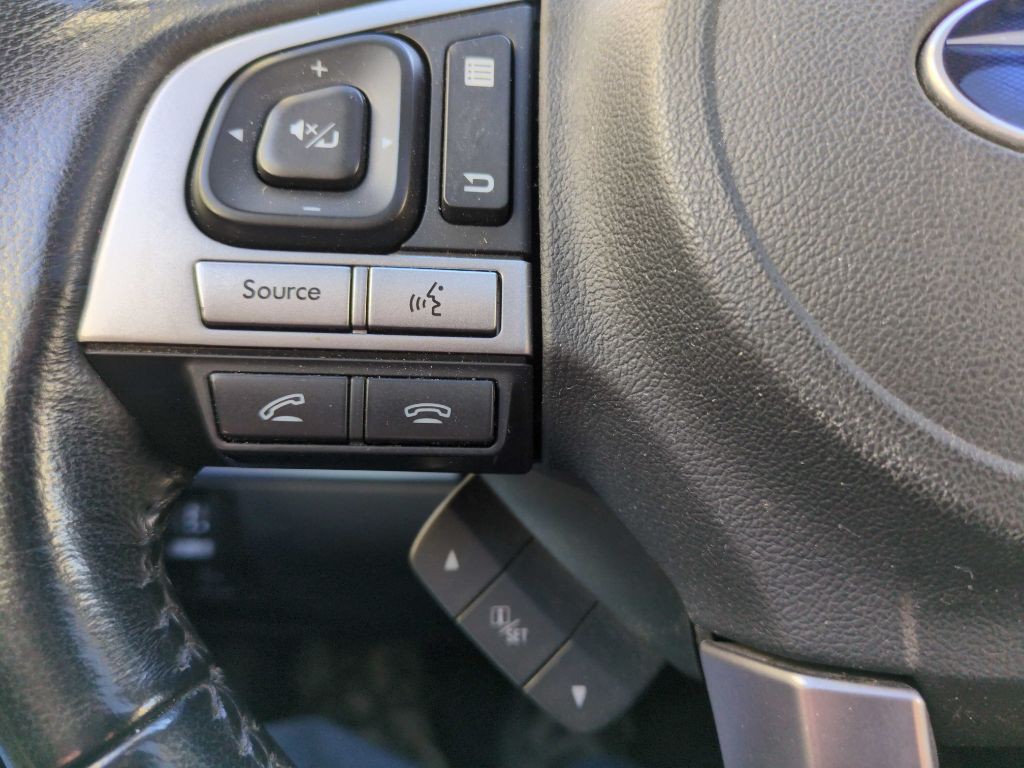 2016 Subaru Outback Image 12