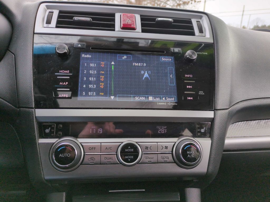 2016 Subaru Outback Image 15