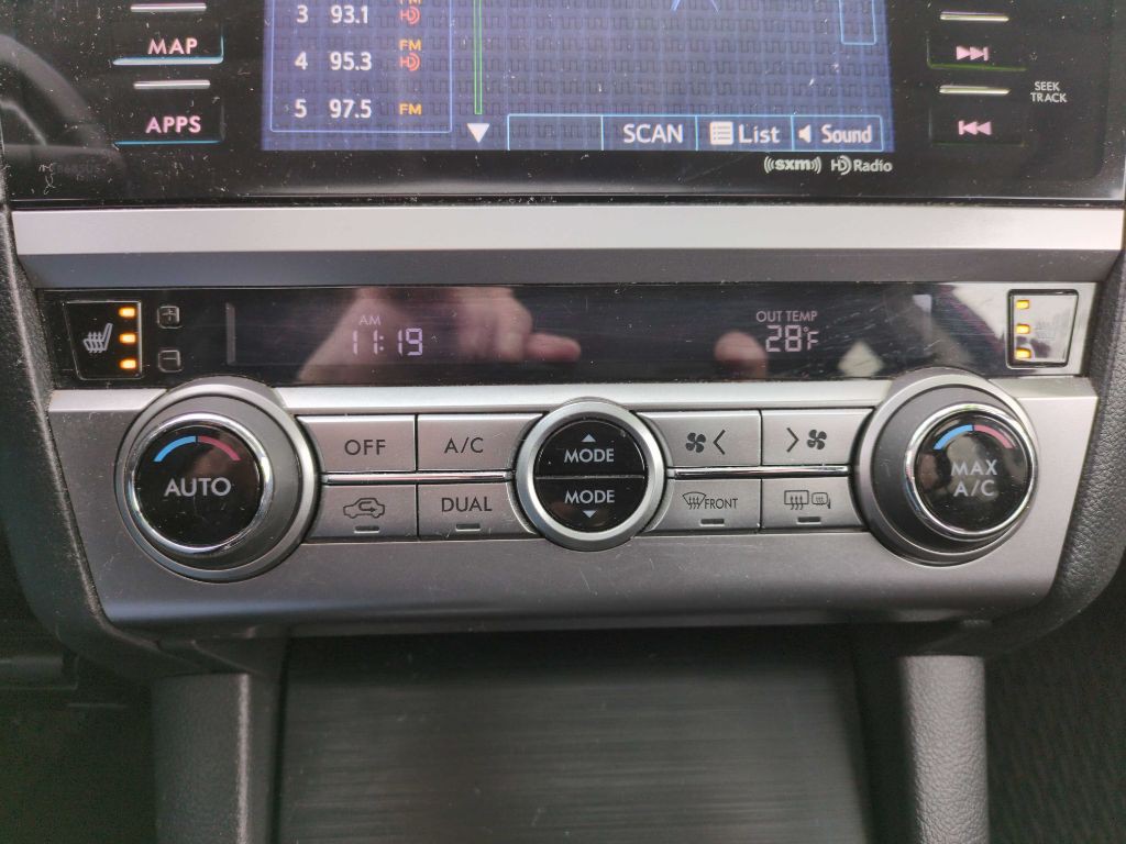 2016 Subaru Outback Image 21