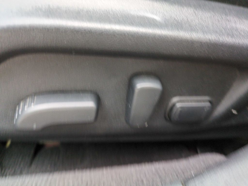 2016 Subaru Outback Image 31