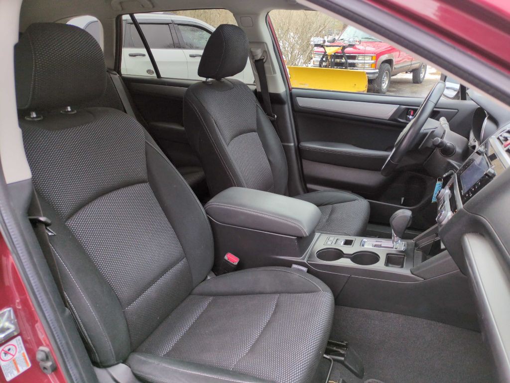 2016 Subaru Outback Image 32