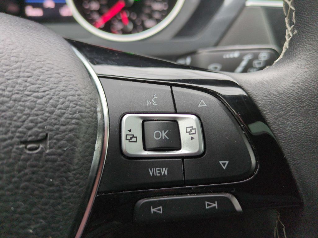 2021 Volkswagen Tiguan Image 13