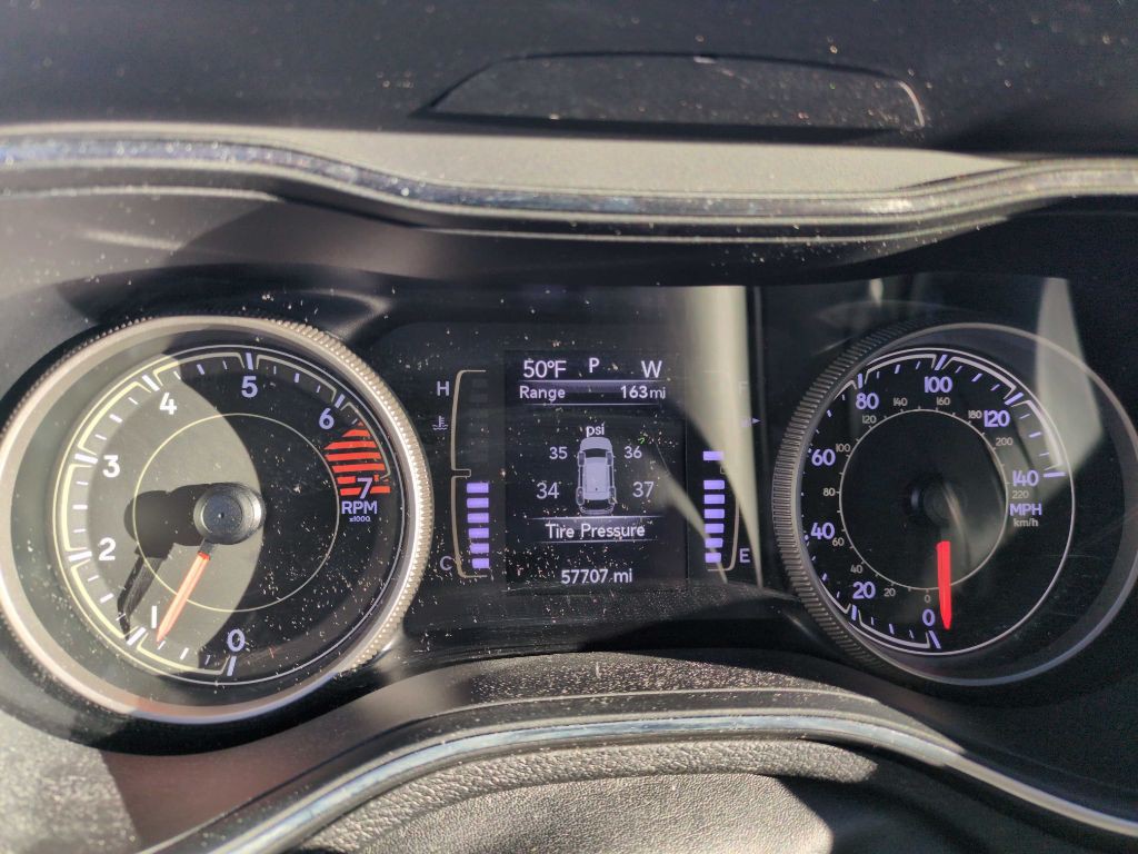 2019 Jeep Cherokee Image 15