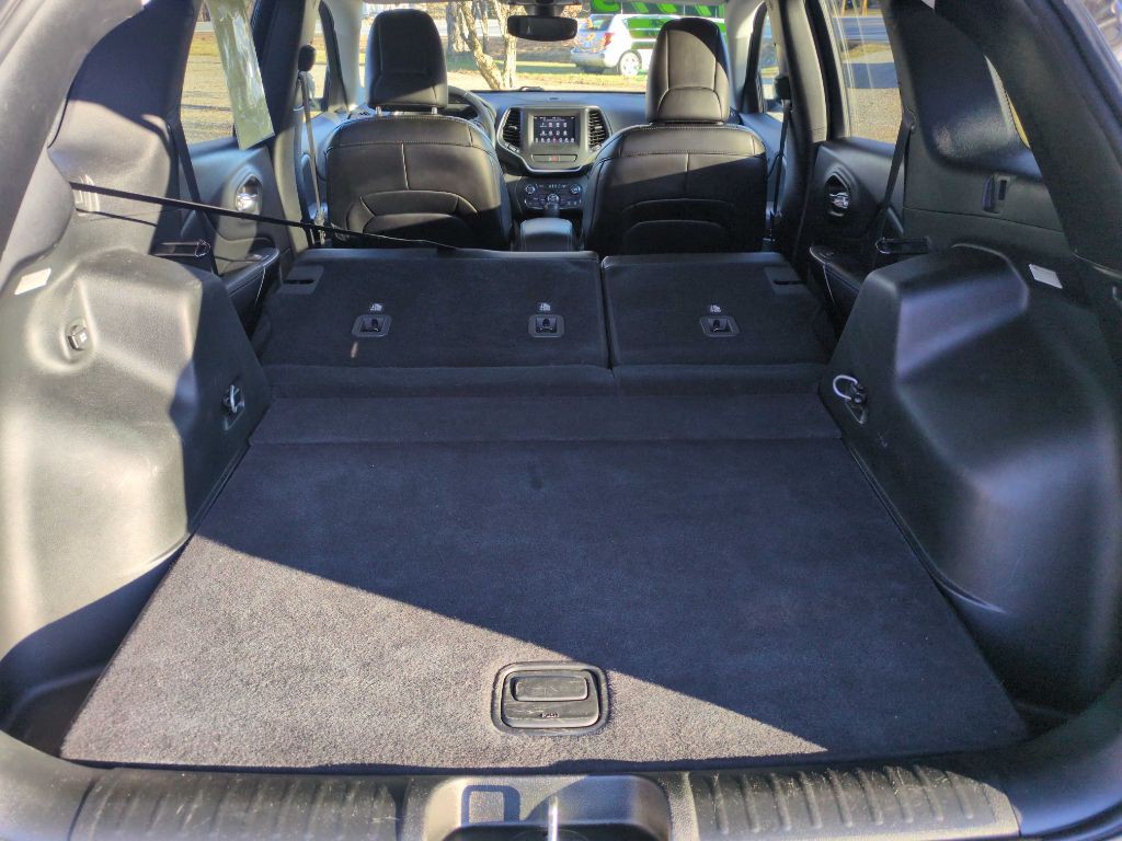 2019 Jeep Cherokee Image 35