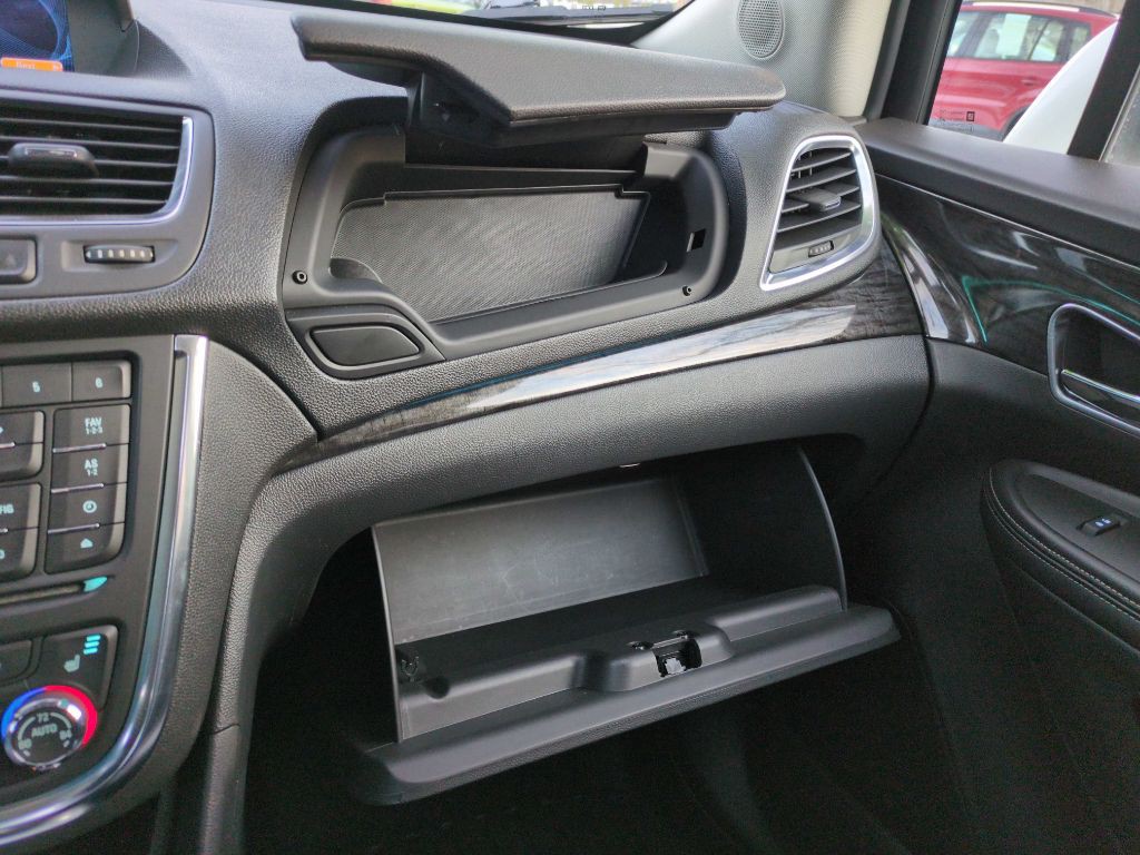 2016 Buick Enclave Image 22