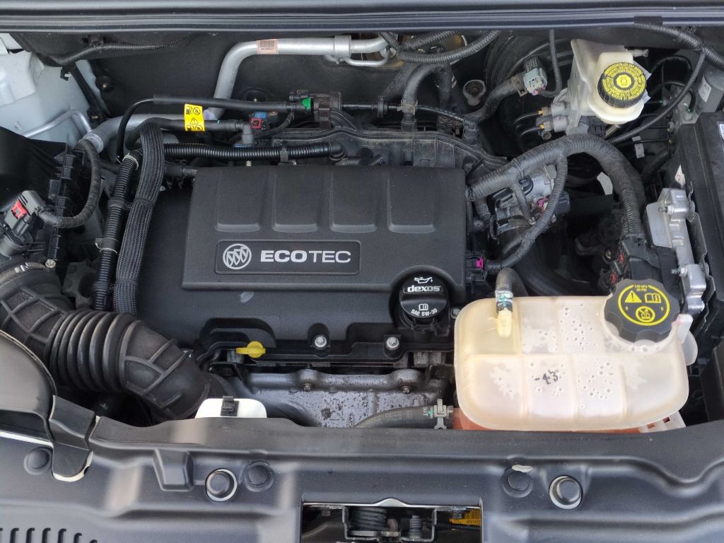 2016 Buick Enclave Image 38