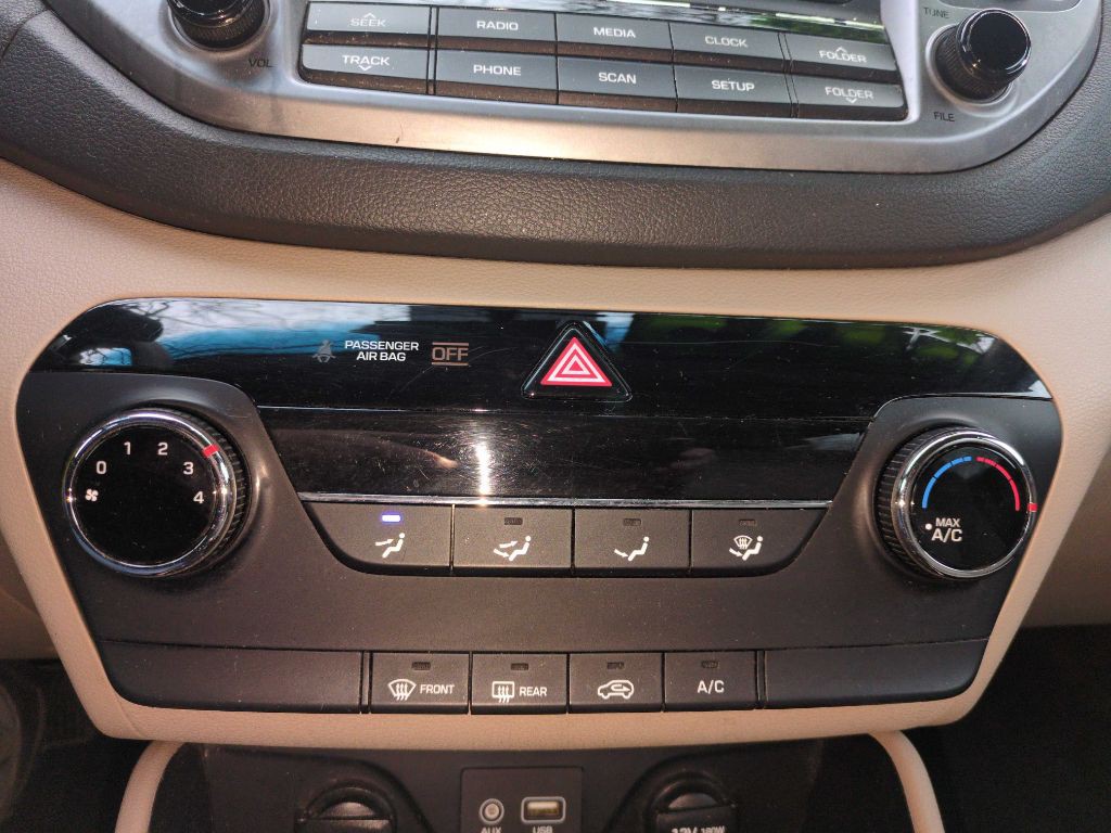 2018 Hyundai Tucson Image 18