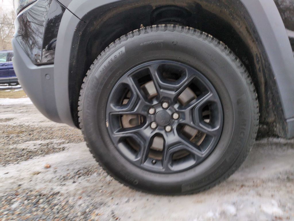 2021 Jeep Cherokee Image 6