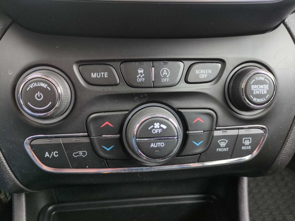 2021 Jeep Cherokee Image 15