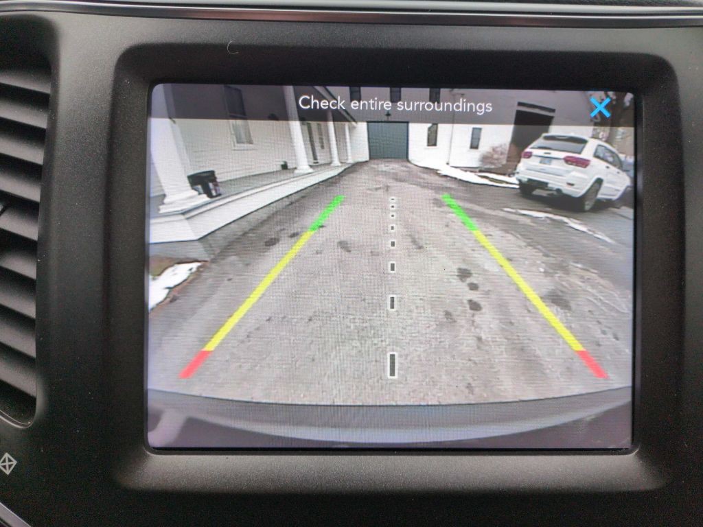 2021 Jeep Cherokee Image 24