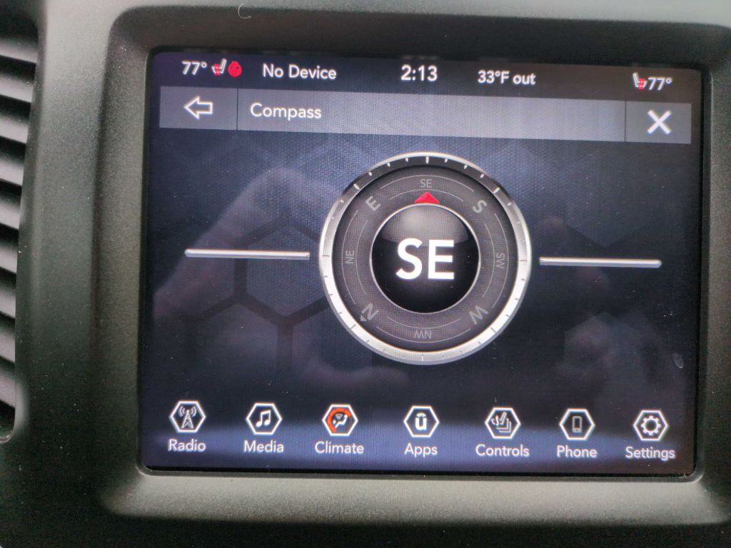 2021 Jeep Cherokee Image 25