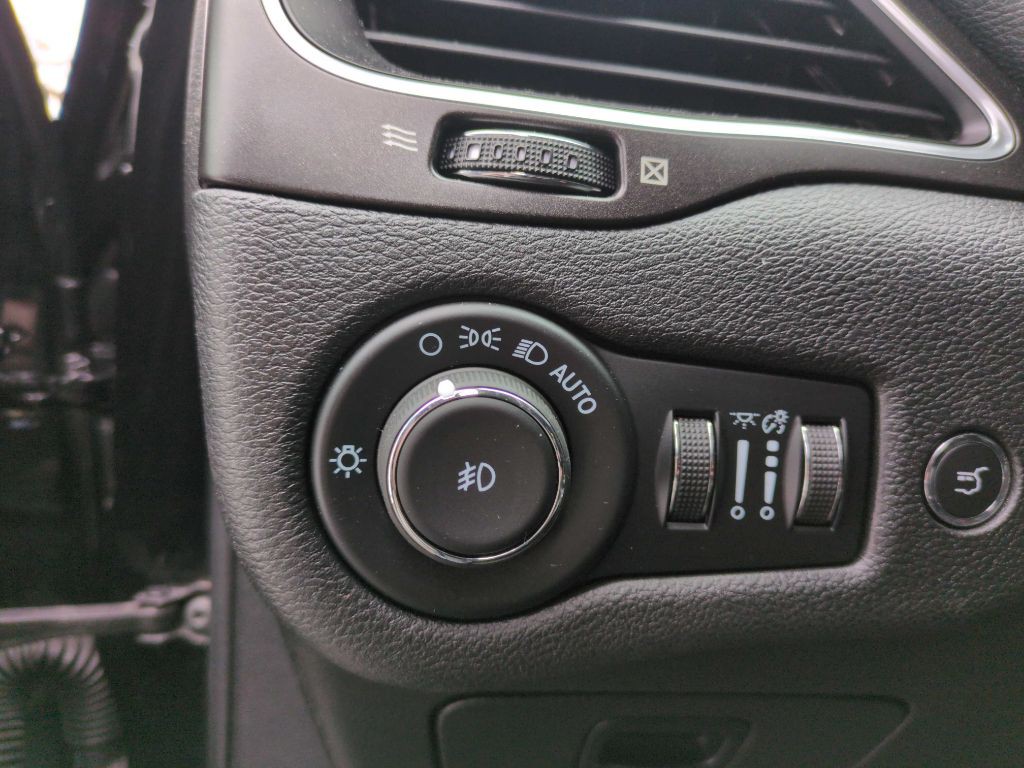 2021 Jeep Cherokee Image 30