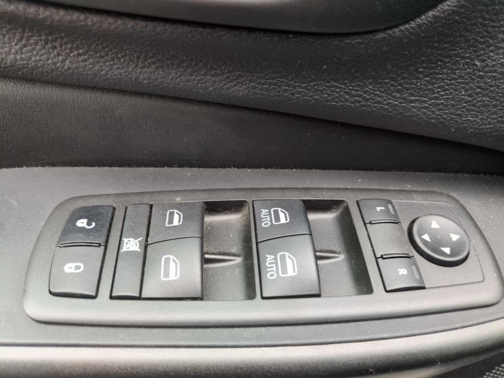 2021 Jeep Cherokee Image 31