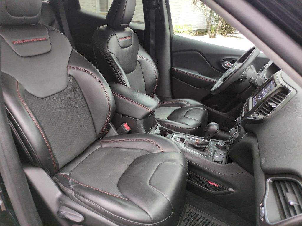 2021 Jeep Cherokee Image 35