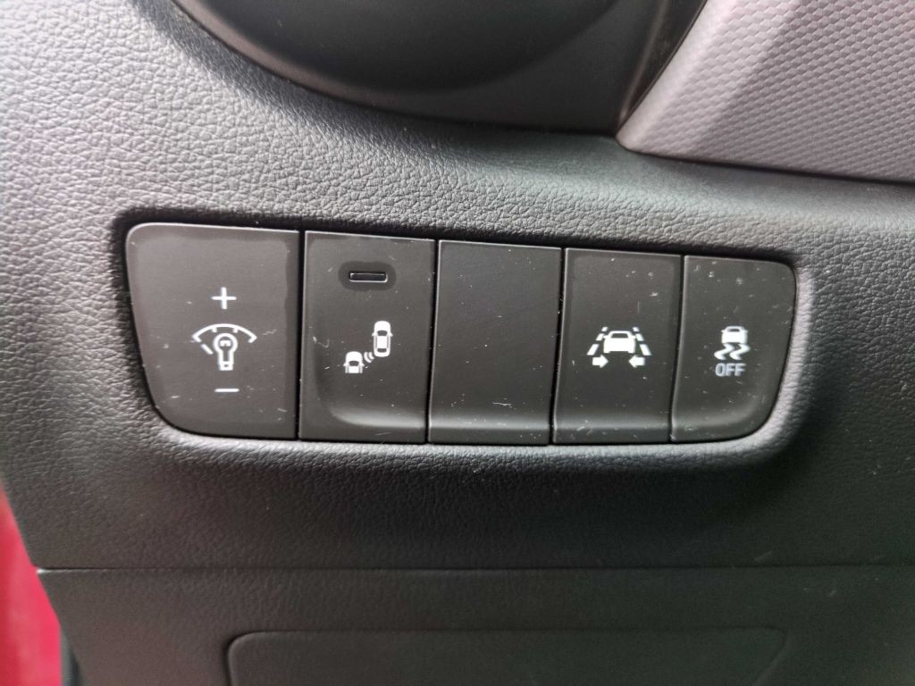 2021 Hyundai Kona Image 21